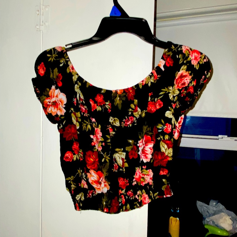 Floral crop top